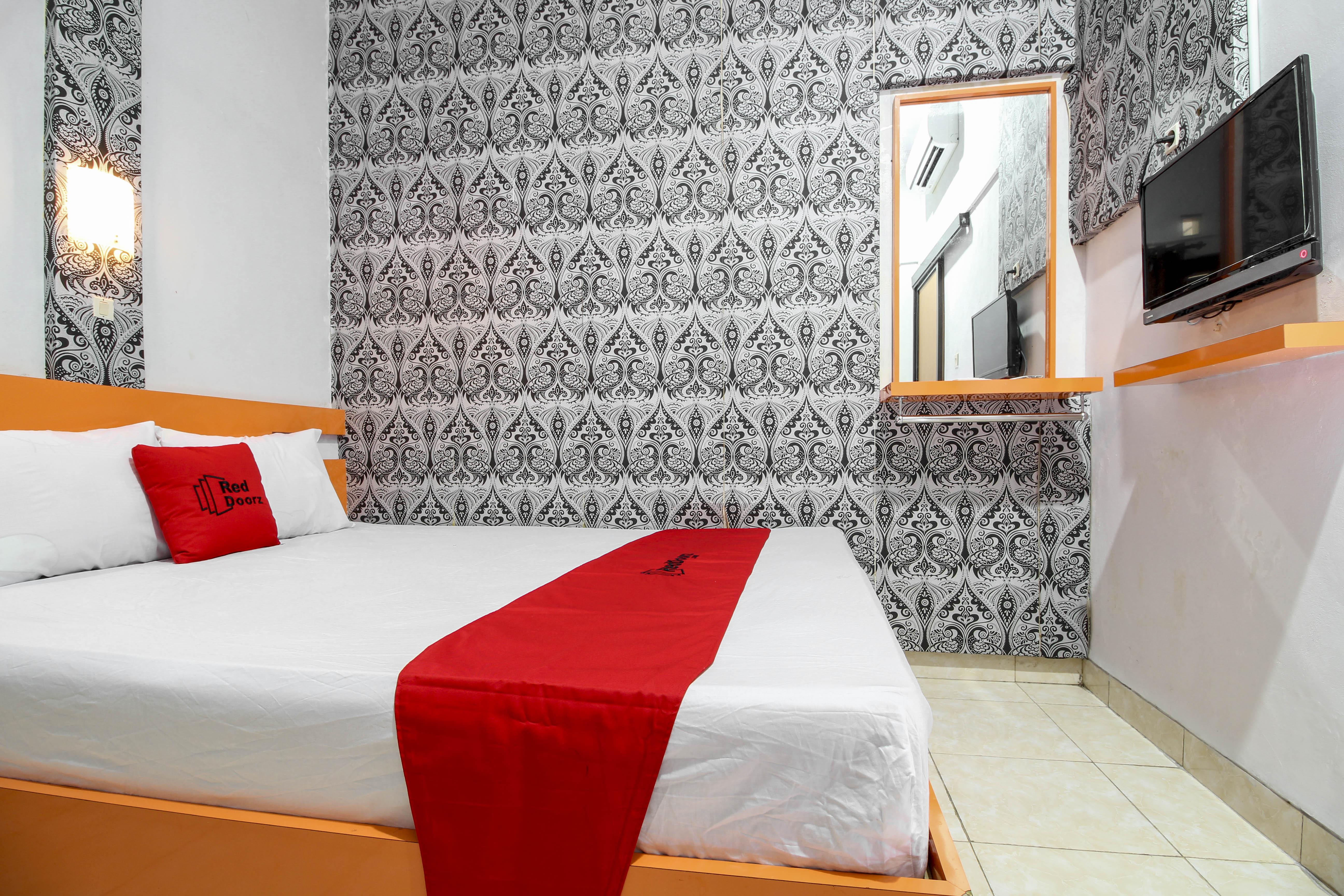 Reddoorz Near Hartono Mall Kejayan Ngoại thất bức ảnh