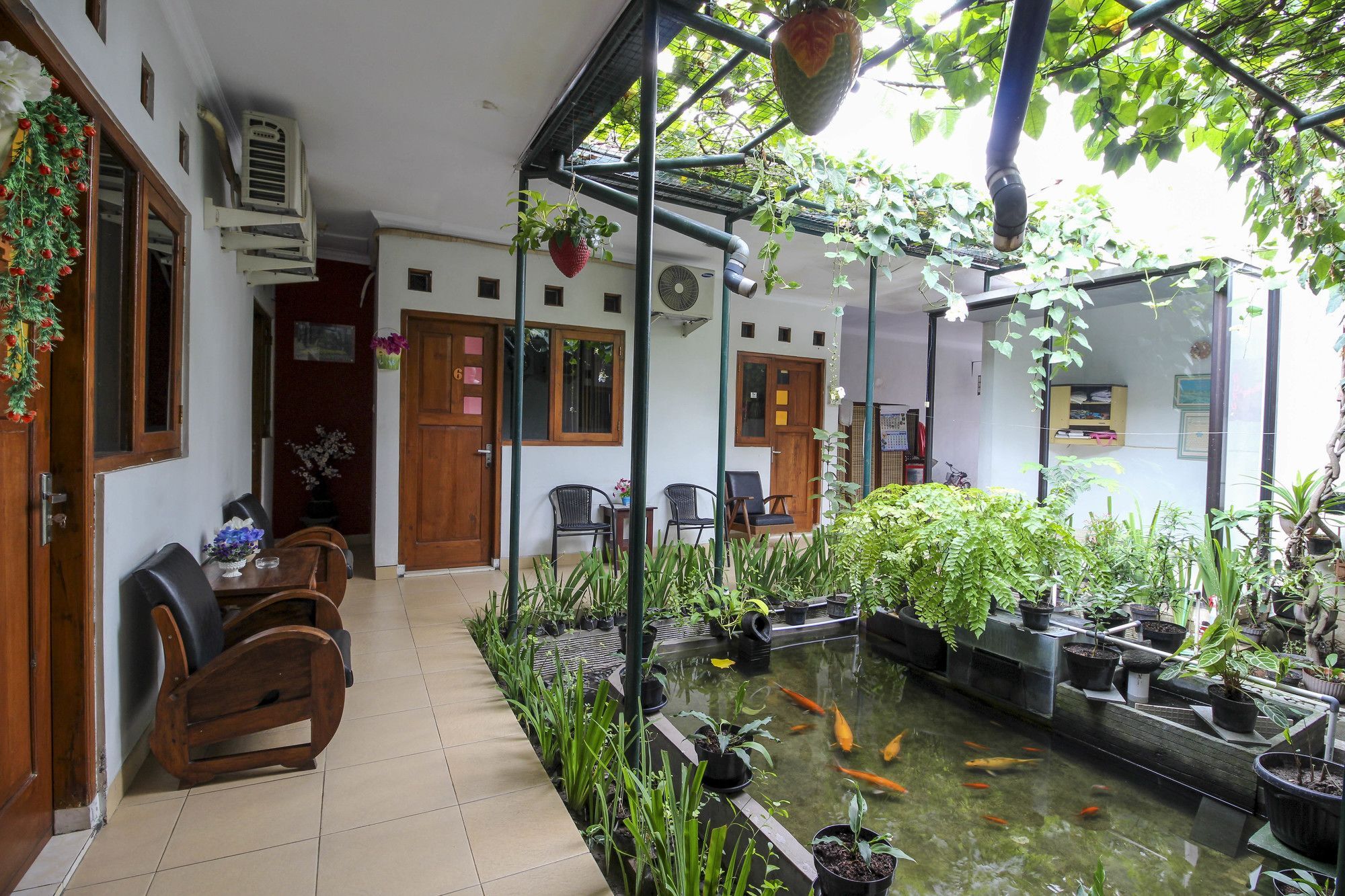 Reddoorz Near Hartono Mall Kejayan Ngoại thất bức ảnh
